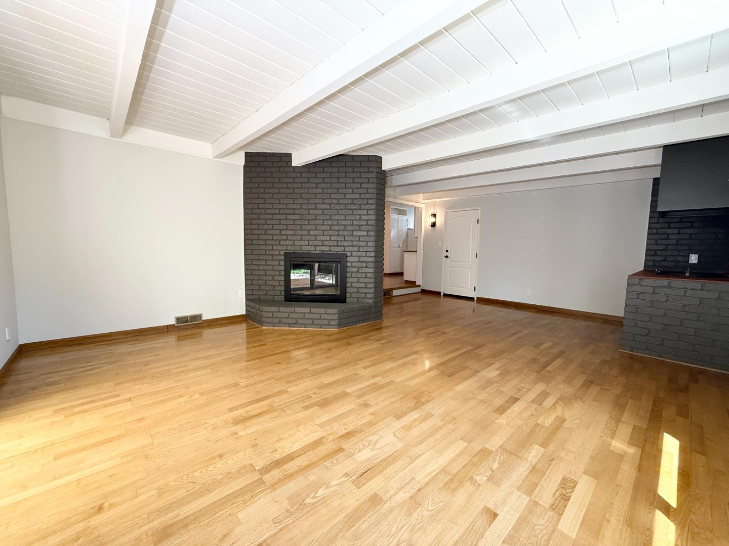 Detail Gallery Image 15 of 27 For 705 Santa Rita St, Sunnyvale,  CA 94085 - 3 Beds | 2 Baths