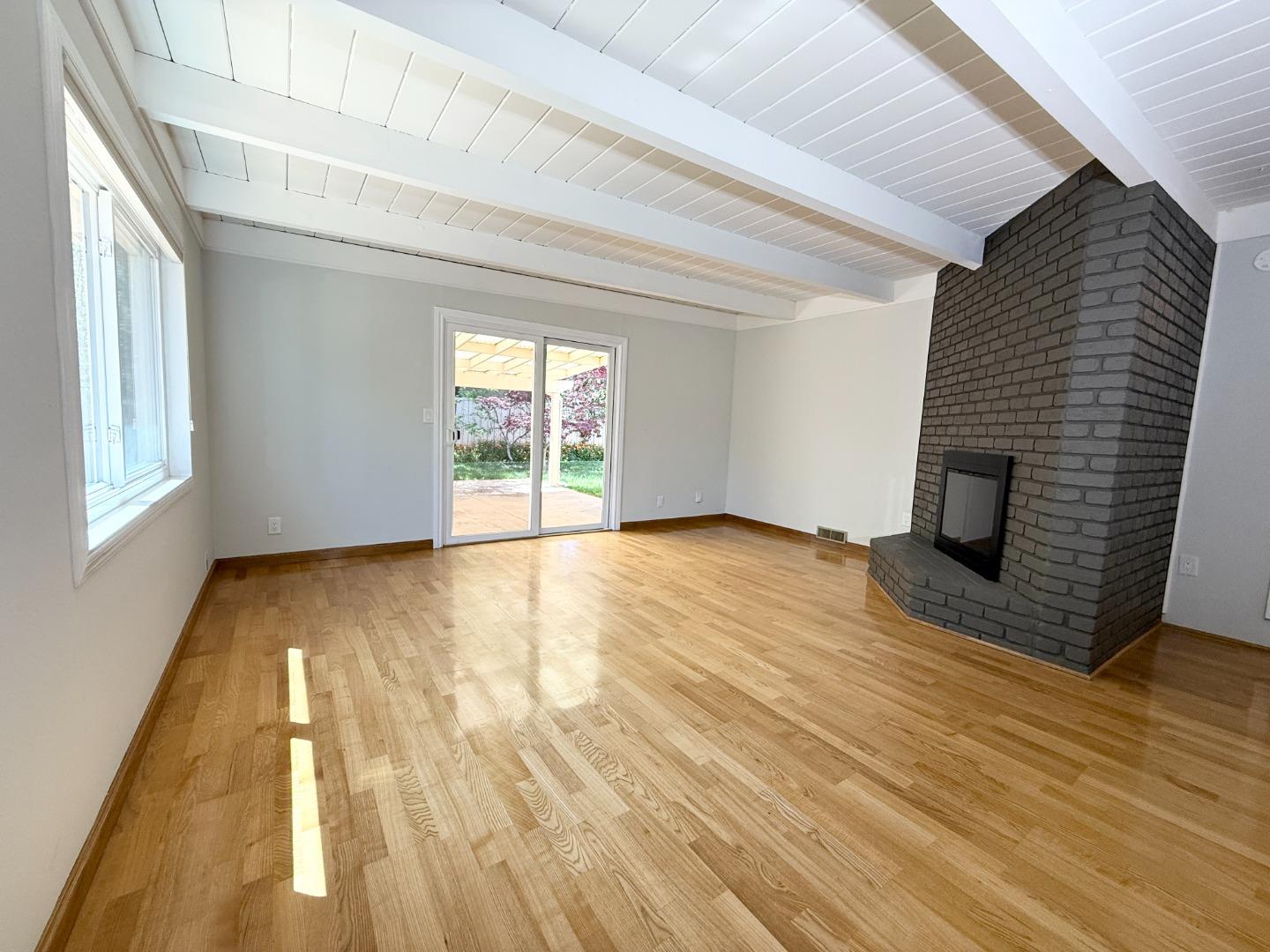 Detail Gallery Image 16 of 27 For 705 Santa Rita St, Sunnyvale,  CA 94085 - 3 Beds | 2 Baths