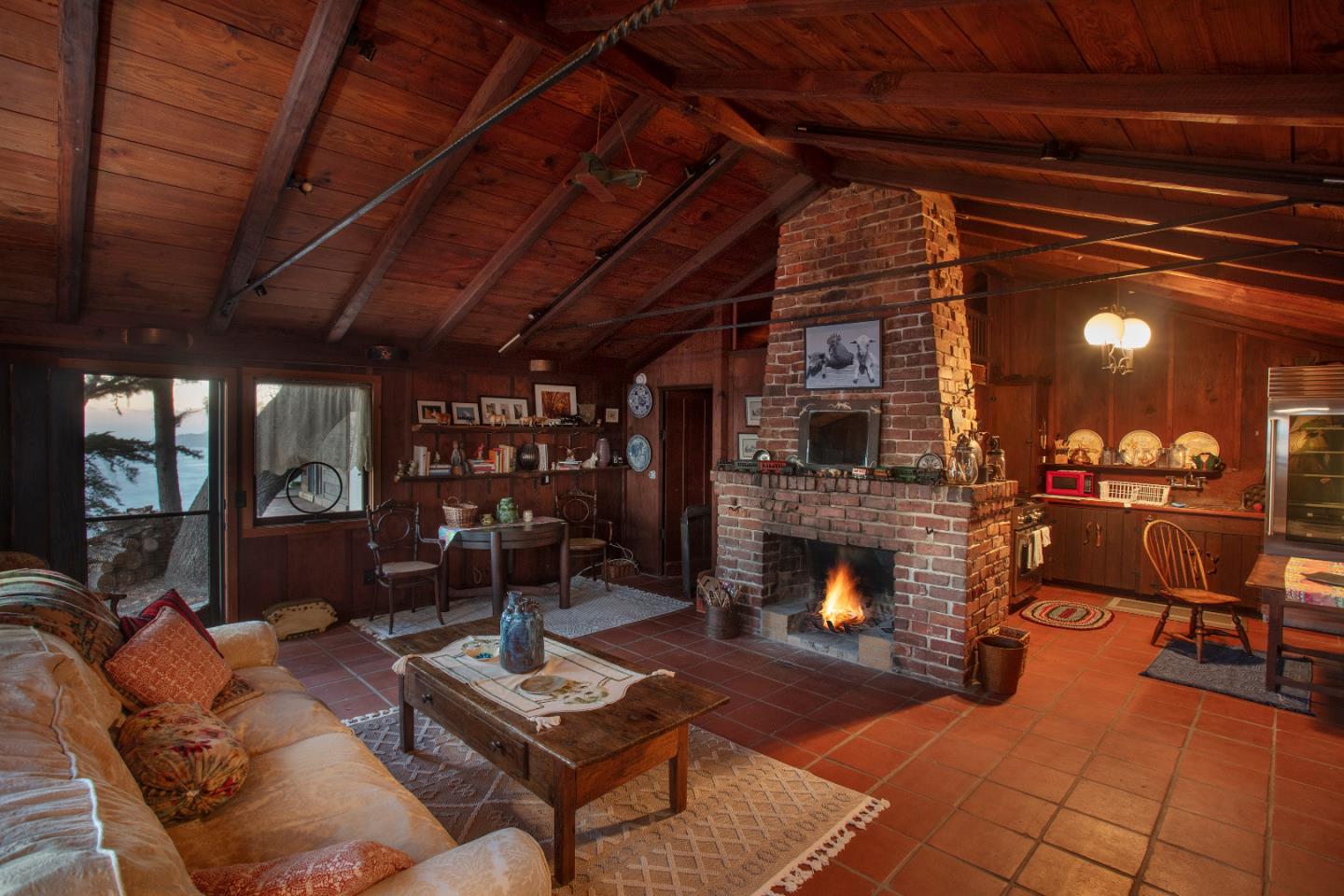 Detail Gallery Image 15 of 26 For 51404 Partington Ridge Rd, Big Sur,  CA 93920 - 1 Beds | 1 Baths