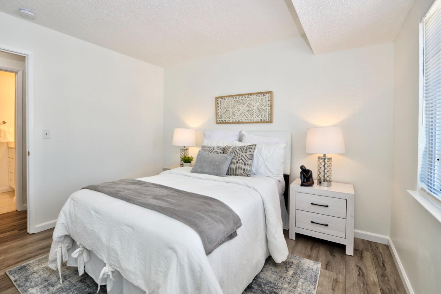 Detail Gallery Image 17 of 27 For 4210 Comet Cir, Union City,  CA 94587 - 4 Beds | 1/1 Baths