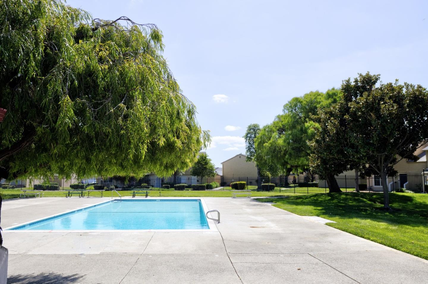 Detail Gallery Image 27 of 27 For 4210 Comet Cir, Union City,  CA 94587 - 4 Beds | 1/1 Baths