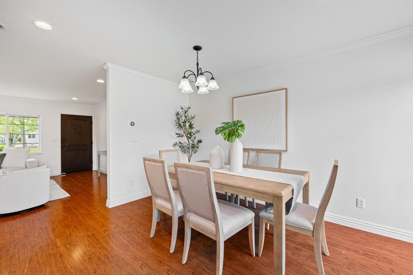 Detail Gallery Image 13 of 37 For 4326 Gayle Dr, San Jose,  CA 95124 - 3 Beds | 2 Baths