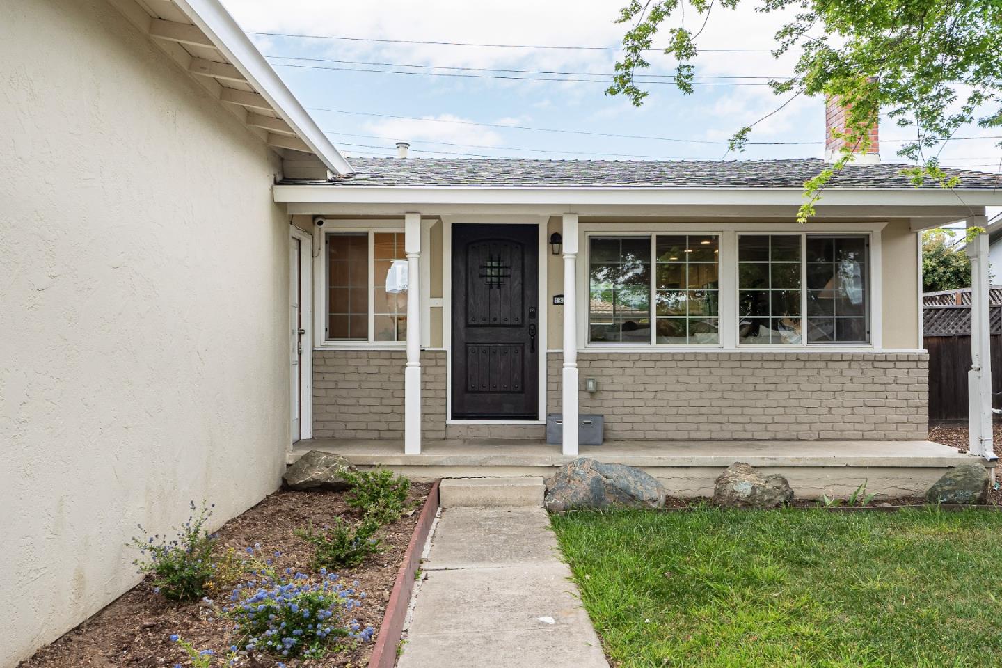 Detail Gallery Image 2 of 37 For 4326 Gayle Dr, San Jose,  CA 95124 - 3 Beds | 2 Baths