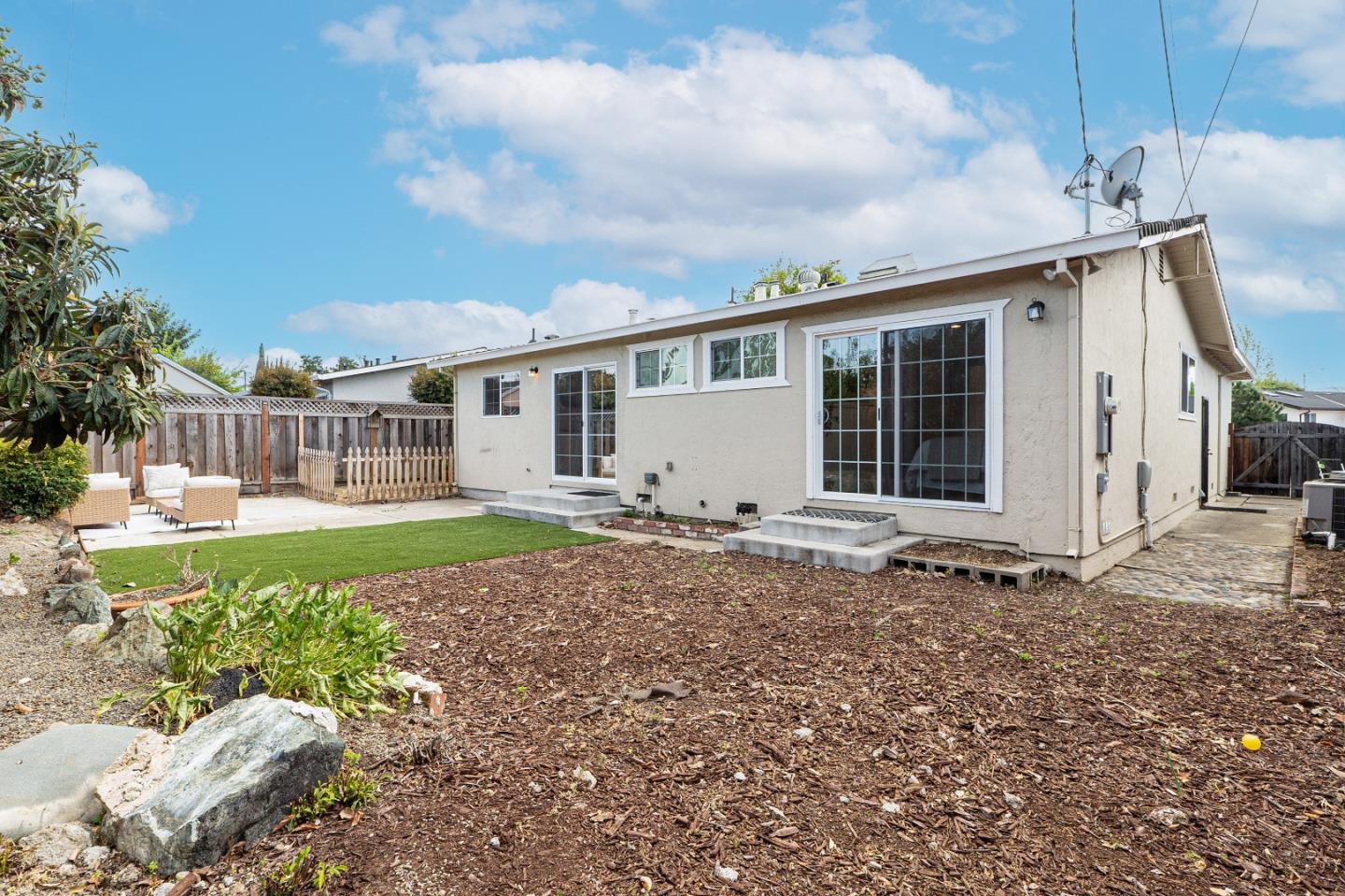 Detail Gallery Image 27 of 37 For 4326 Gayle Dr, San Jose,  CA 95124 - 3 Beds | 2 Baths