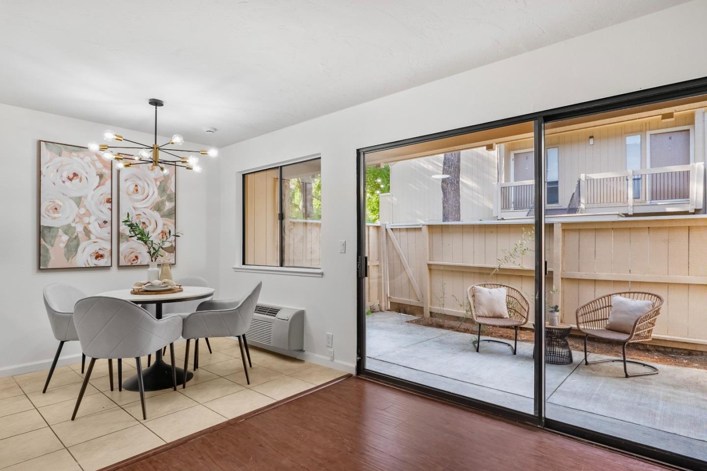Detail Gallery Image 6 of 38 For 952 Kiely Blvd #F,  Santa Clara,  CA 95051 - 2 Beds | 2 Baths