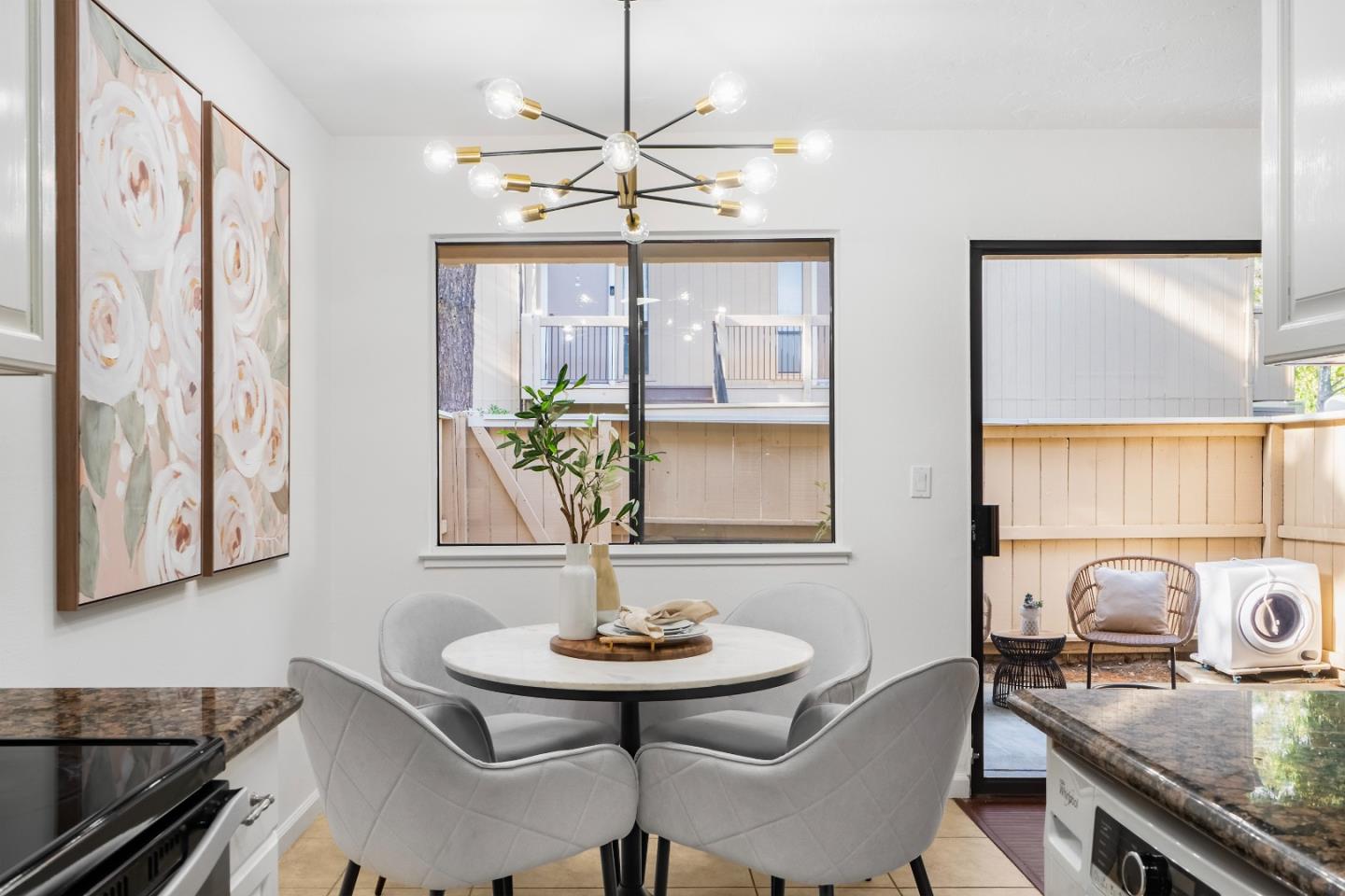 Detail Gallery Image 8 of 38 For 952 Kiely Blvd #F,  Santa Clara,  CA 95051 - 2 Beds | 2 Baths