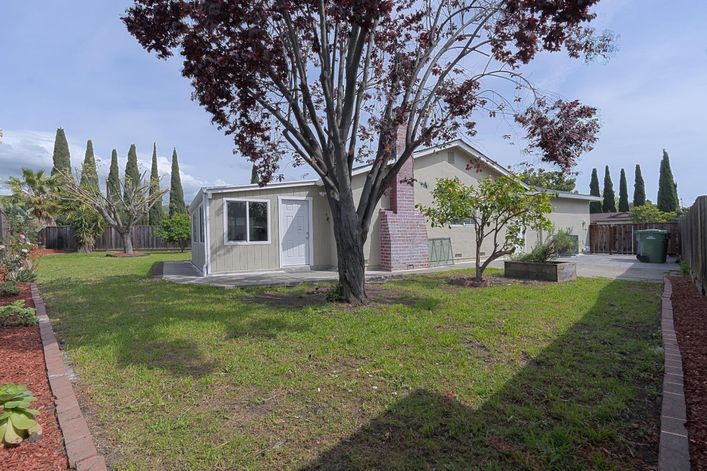 Detail Gallery Image 26 of 28 For 1337 Guerrero Ct, Milpitas,  CA 95035 - 3 Beds | 2 Baths