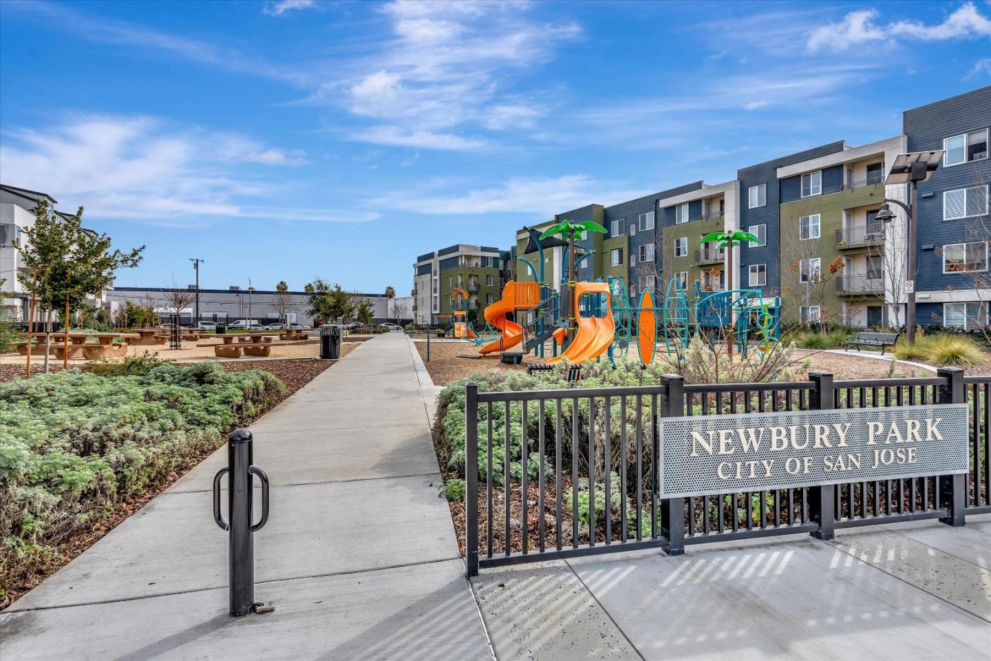 Detail Gallery Image 32 of 36 For 1969 Galileo Ln, San Jose,  CA 95133 - 3 Beds | 3 Baths