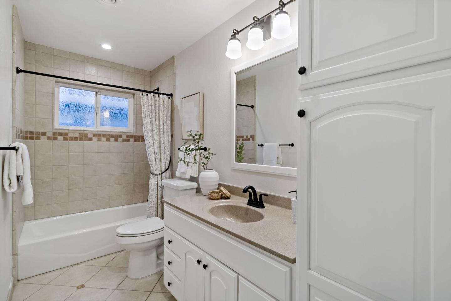 Detail Gallery Image 20 of 41 For 907 Redbird Dr, San Jose,  CA 95125 - 3 Beds | 2 Baths