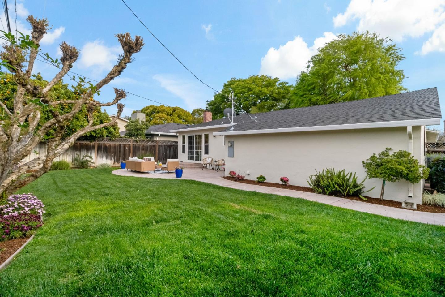 Detail Gallery Image 26 of 41 For 907 Redbird Dr, San Jose,  CA 95125 - 3 Beds | 2 Baths