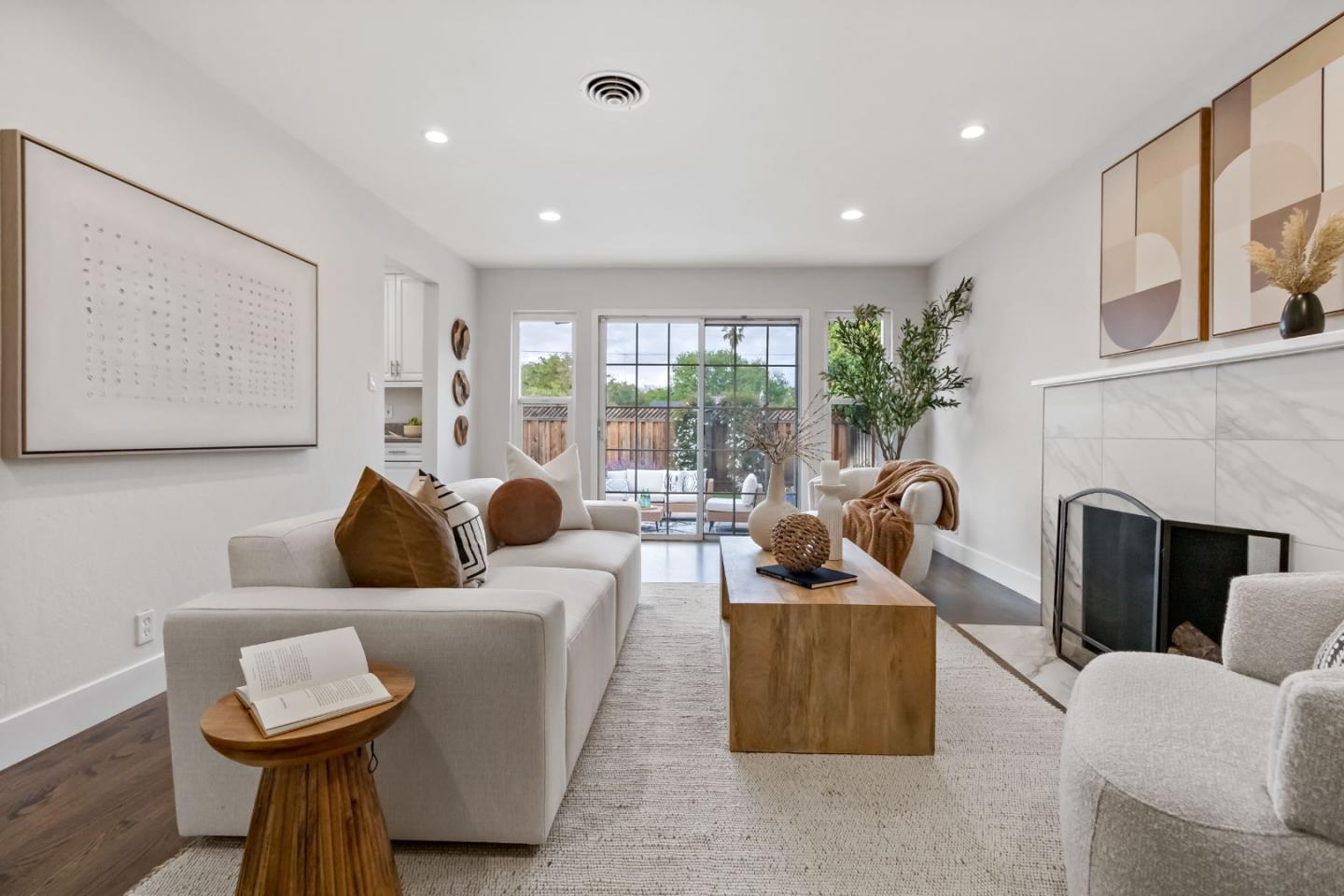 Detail Gallery Image 3 of 41 For 907 Redbird Dr, San Jose,  CA 95125 - 3 Beds | 2 Baths