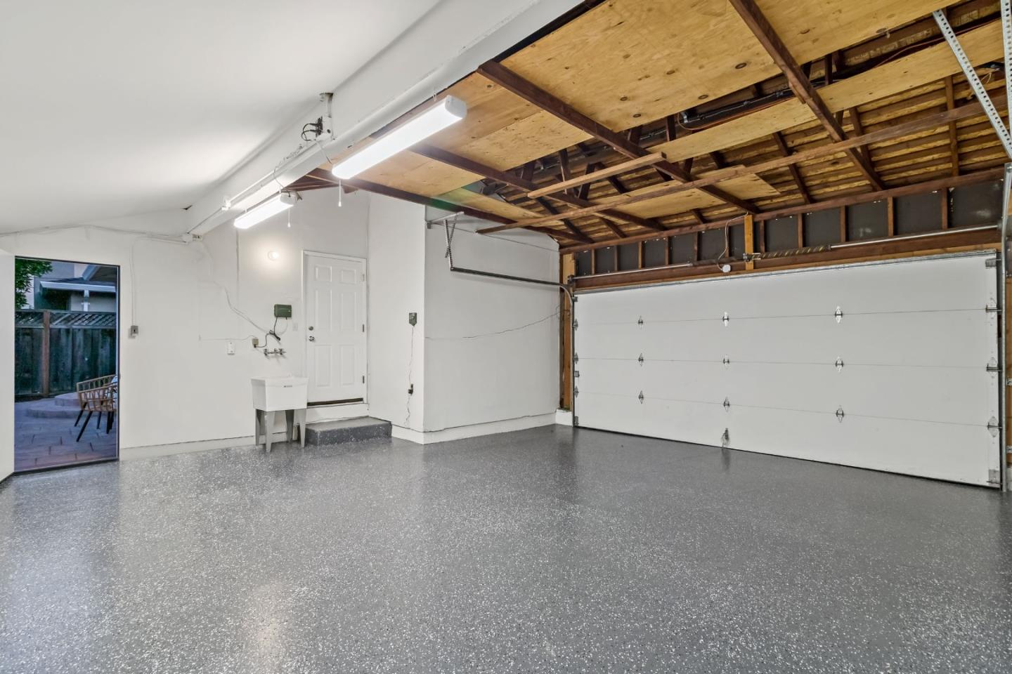 Detail Gallery Image 30 of 41 For 907 Redbird Dr, San Jose,  CA 95125 - 3 Beds | 2 Baths