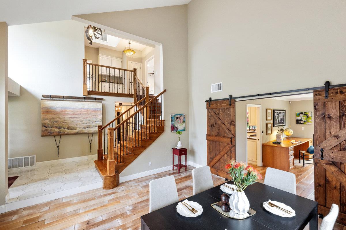 Detail Gallery Image 16 of 83 For 602 Harbor Colony Ct, Redwood City,  CA 94065 - 5 Beds | 3 Baths