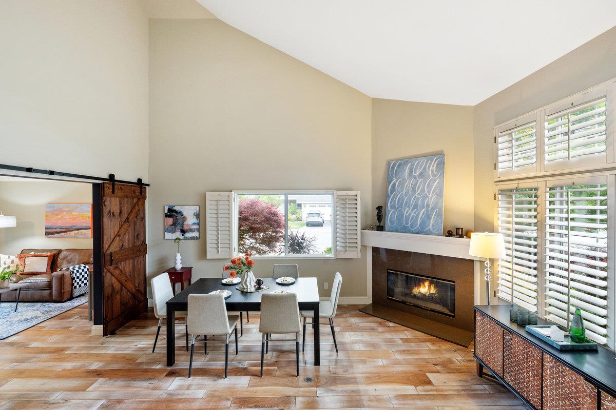 Detail Gallery Image 9 of 83 For 602 Harbor Colony Ct, Redwood City,  CA 94065 - 5 Beds | 3 Baths