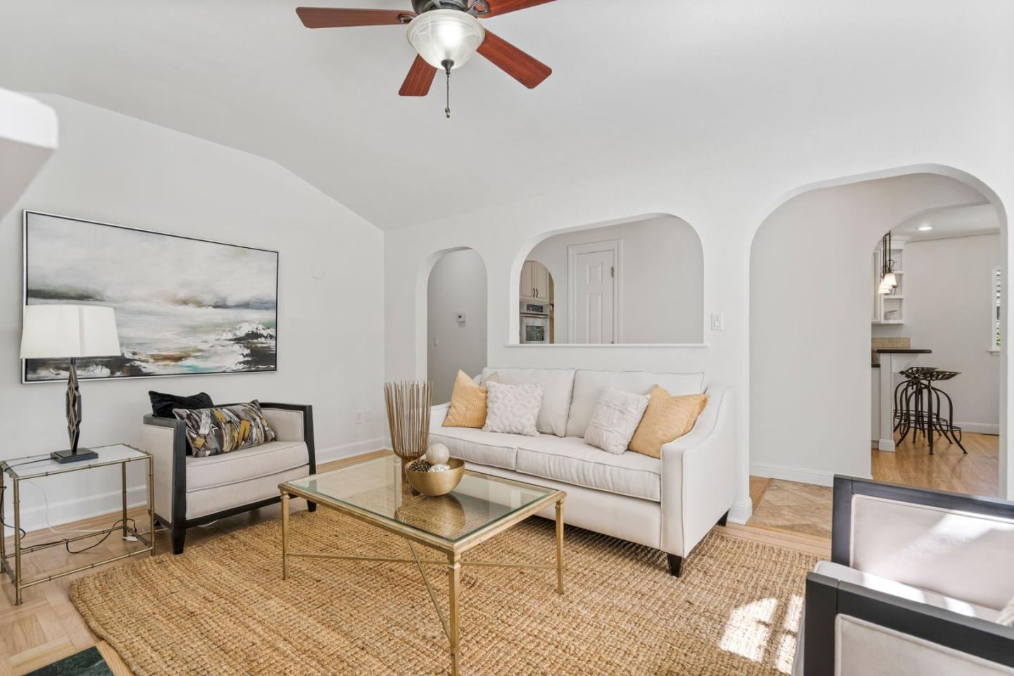 Detail Gallery Image 10 of 48 For 449 Grand St, Redwood City,  CA 94062 - 4 Beds | 3 Baths