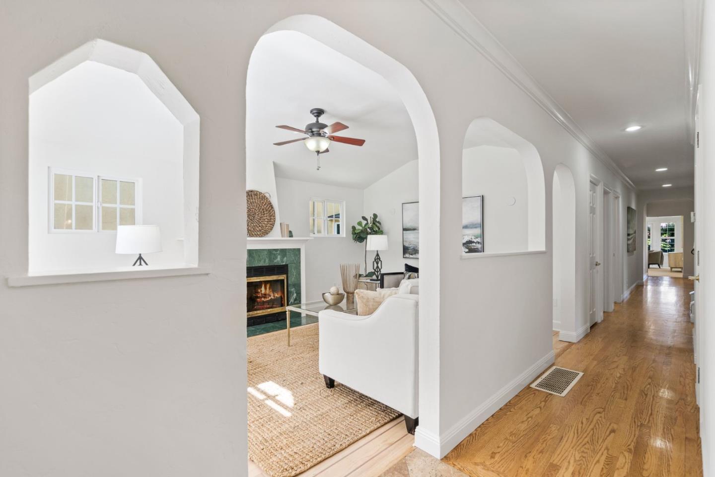 Detail Gallery Image 11 of 48 For 449 Grand St, Redwood City,  CA 94062 - 4 Beds | 3 Baths