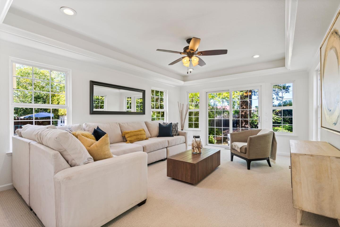 Detail Gallery Image 24 of 48 For 449 Grand St, Redwood City,  CA 94062 - 4 Beds | 3 Baths