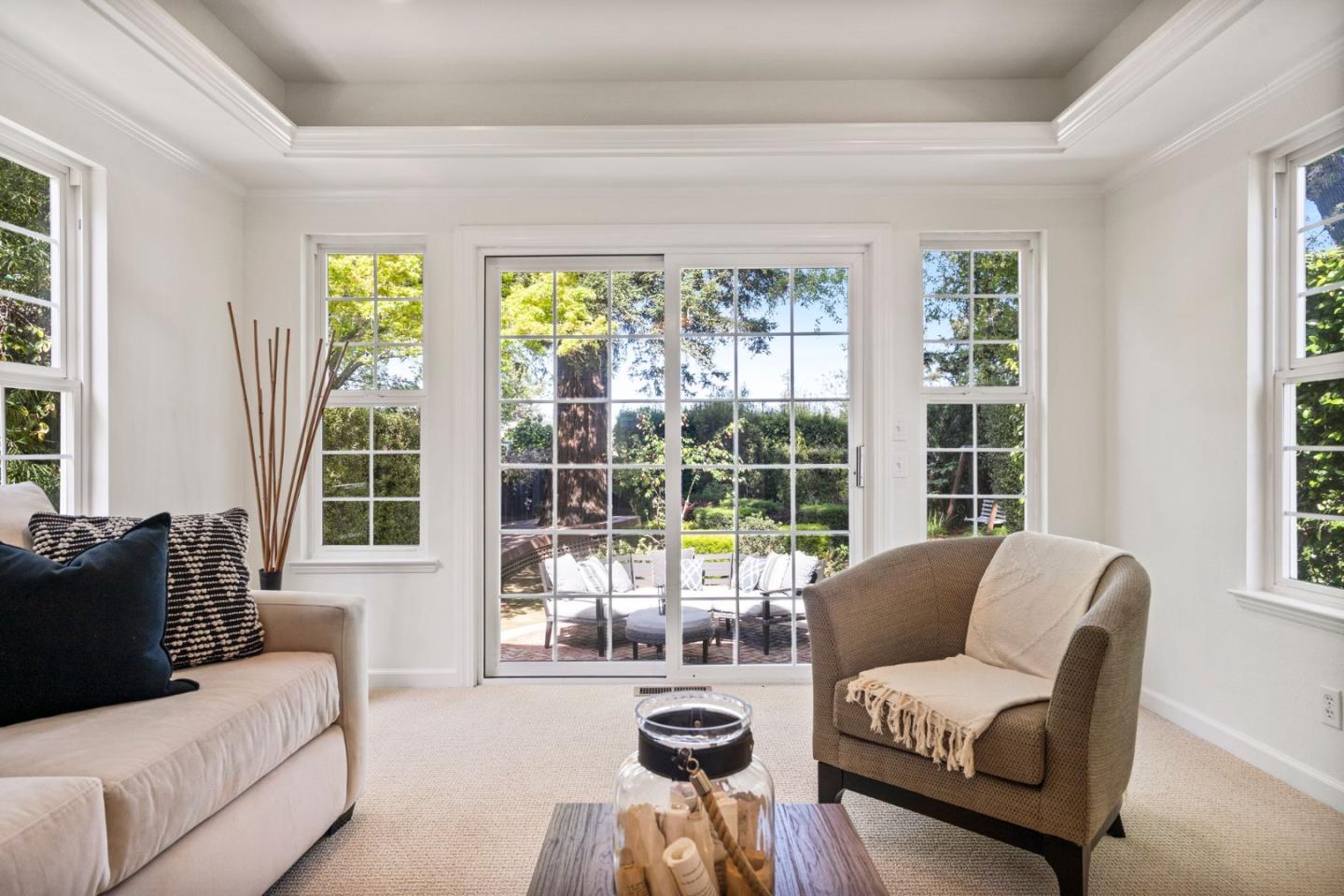 Detail Gallery Image 25 of 48 For 449 Grand St, Redwood City,  CA 94062 - 4 Beds | 3 Baths