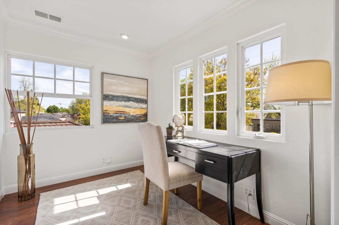 Detail Gallery Image 32 of 48 For 449 Grand St, Redwood City,  CA 94062 - 4 Beds | 3 Baths