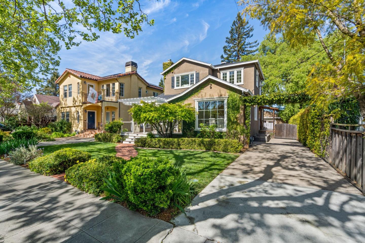 Detail Gallery Image 42 of 48 For 449 Grand St, Redwood City,  CA 94062 - 4 Beds | 3 Baths