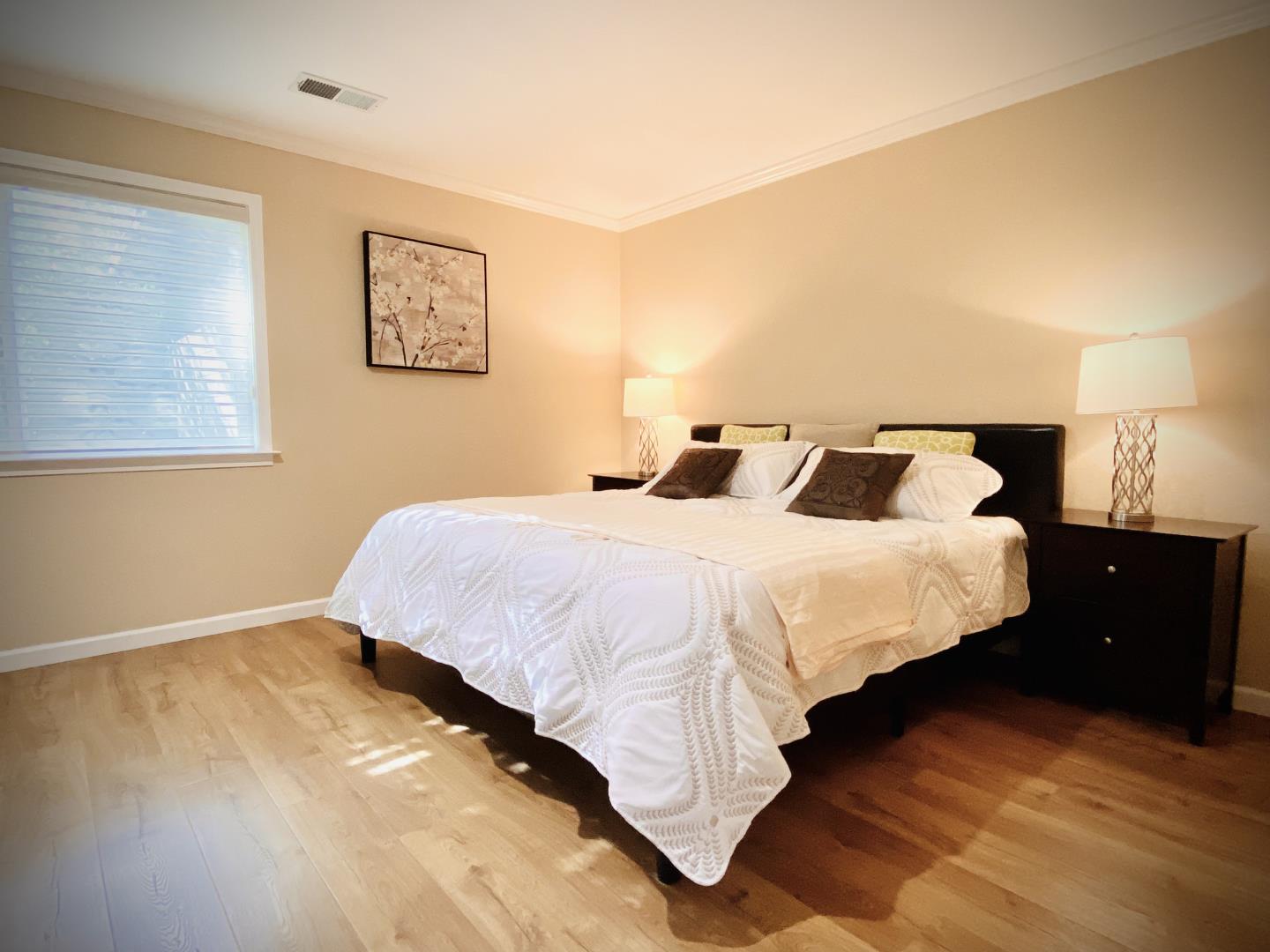Detail Gallery Image 17 of 39 For 638 Rand St, San Mateo,  CA 94401 - 3 Beds | 2/1 Baths