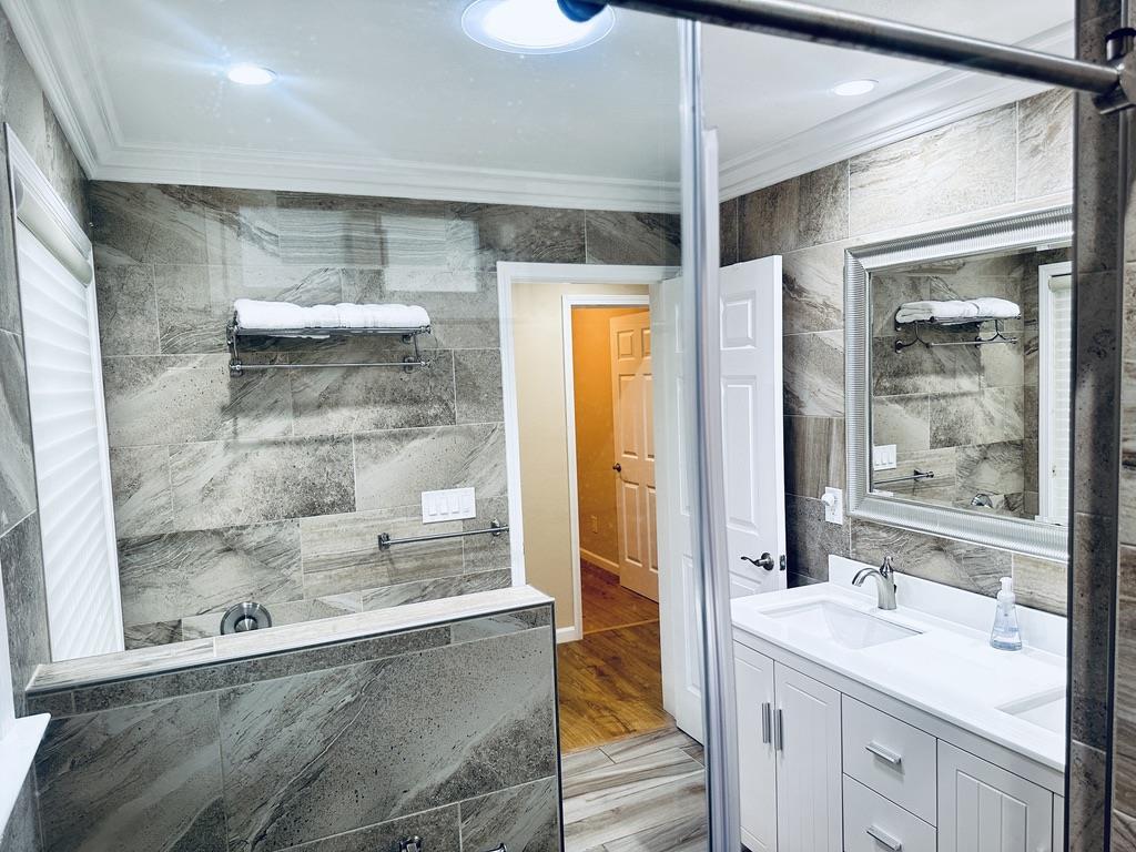 Detail Gallery Image 23 of 39 For 638 Rand St, San Mateo,  CA 94401 - 3 Beds | 2/1 Baths