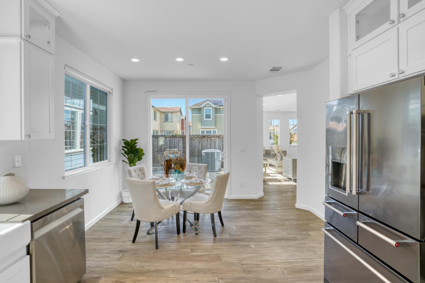 Detail Gallery Image 13 of 57 For 33753 Rodeo St, Fremont,  CA 94555 - 4 Beds | 2/1 Baths