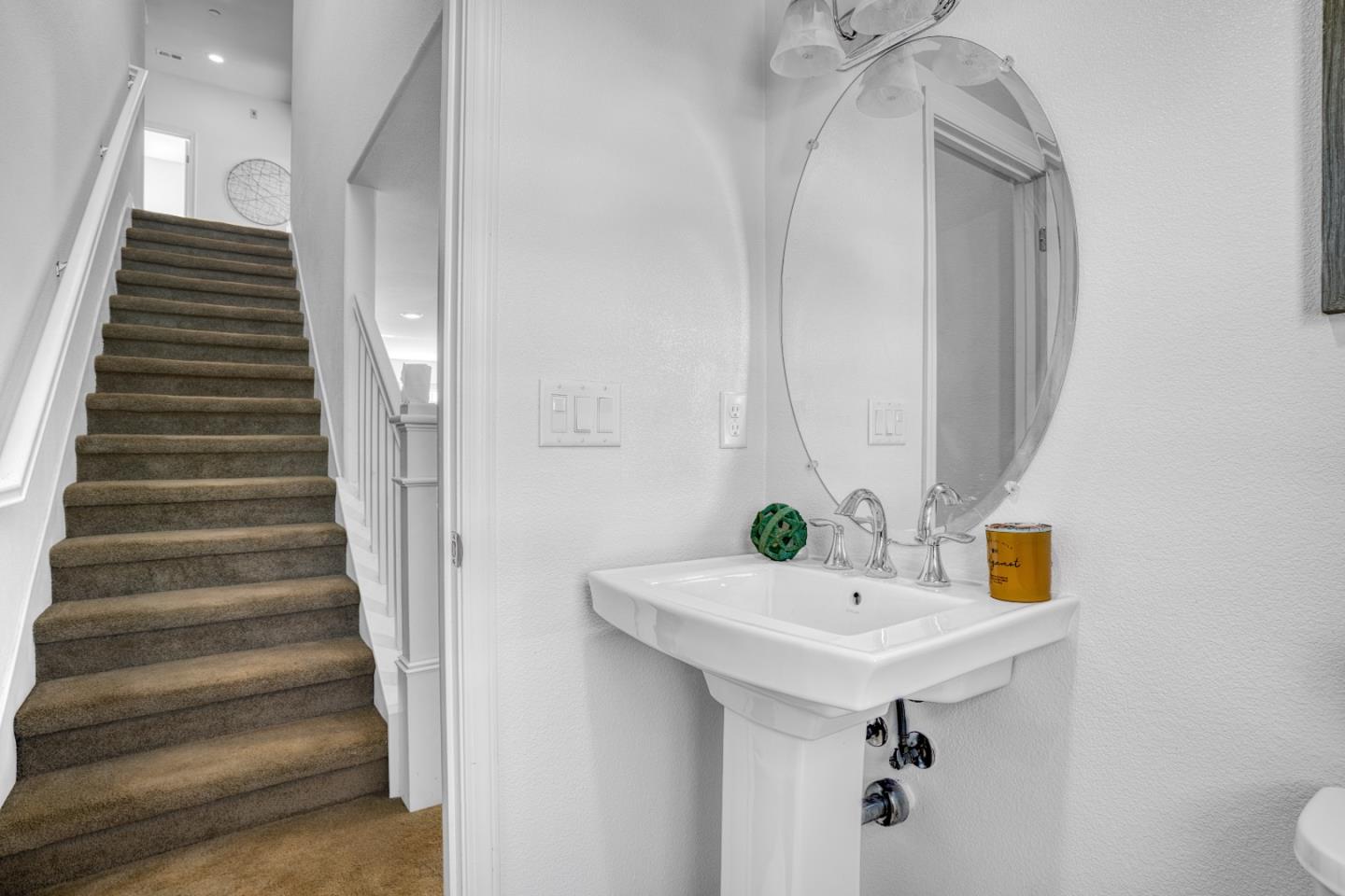 Detail Gallery Image 16 of 57 For 33753 Rodeo St, Fremont,  CA 94555 - 4 Beds | 2/1 Baths