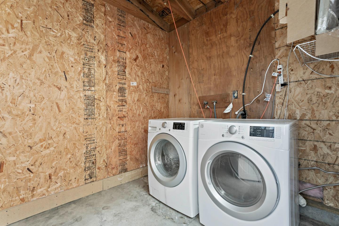 Detail Gallery Image 17 of 23 For 2173 Elliott St, San Jose,  CA 95128 - 4 Beds | 3/1 Baths