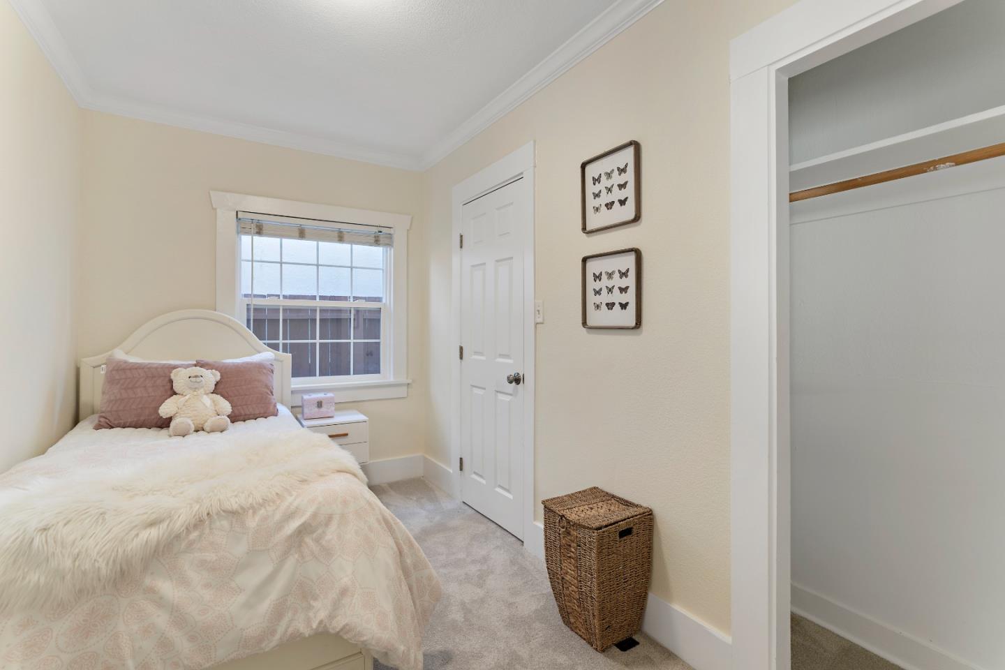 Detail Gallery Image 9 of 23 For 2173 Elliott St, San Jose,  CA 95128 - 4 Beds | 3/1 Baths