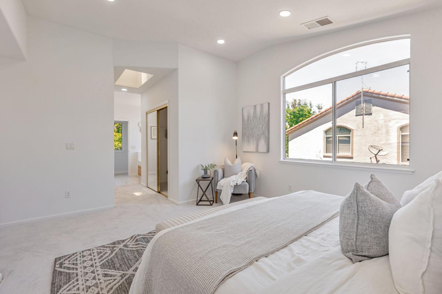 Detail Gallery Image 26 of 44 For 20433 via Palamos, Cupertino,  CA 95014 - 4 Beds | 2/1 Baths