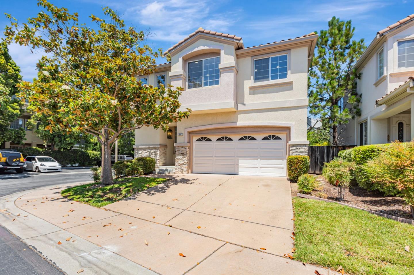 Detail Gallery Image 3 of 44 For 20433 via Palamos, Cupertino,  CA 95014 - 4 Beds | 2/1 Baths