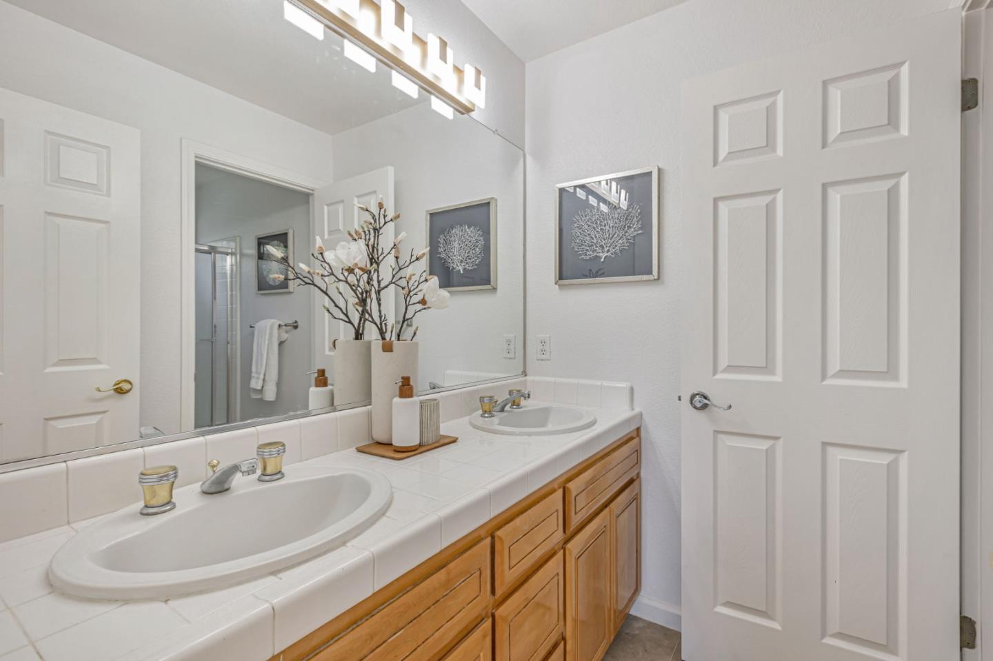 Detail Gallery Image 37 of 44 For 20433 via Palamos, Cupertino,  CA 95014 - 4 Beds | 2/1 Baths
