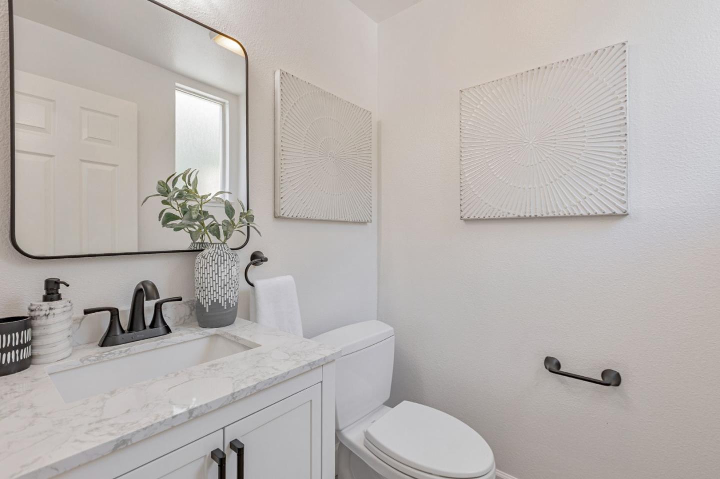 Detail Gallery Image 38 of 44 For 20433 via Palamos, Cupertino,  CA 95014 - 4 Beds | 2/1 Baths
