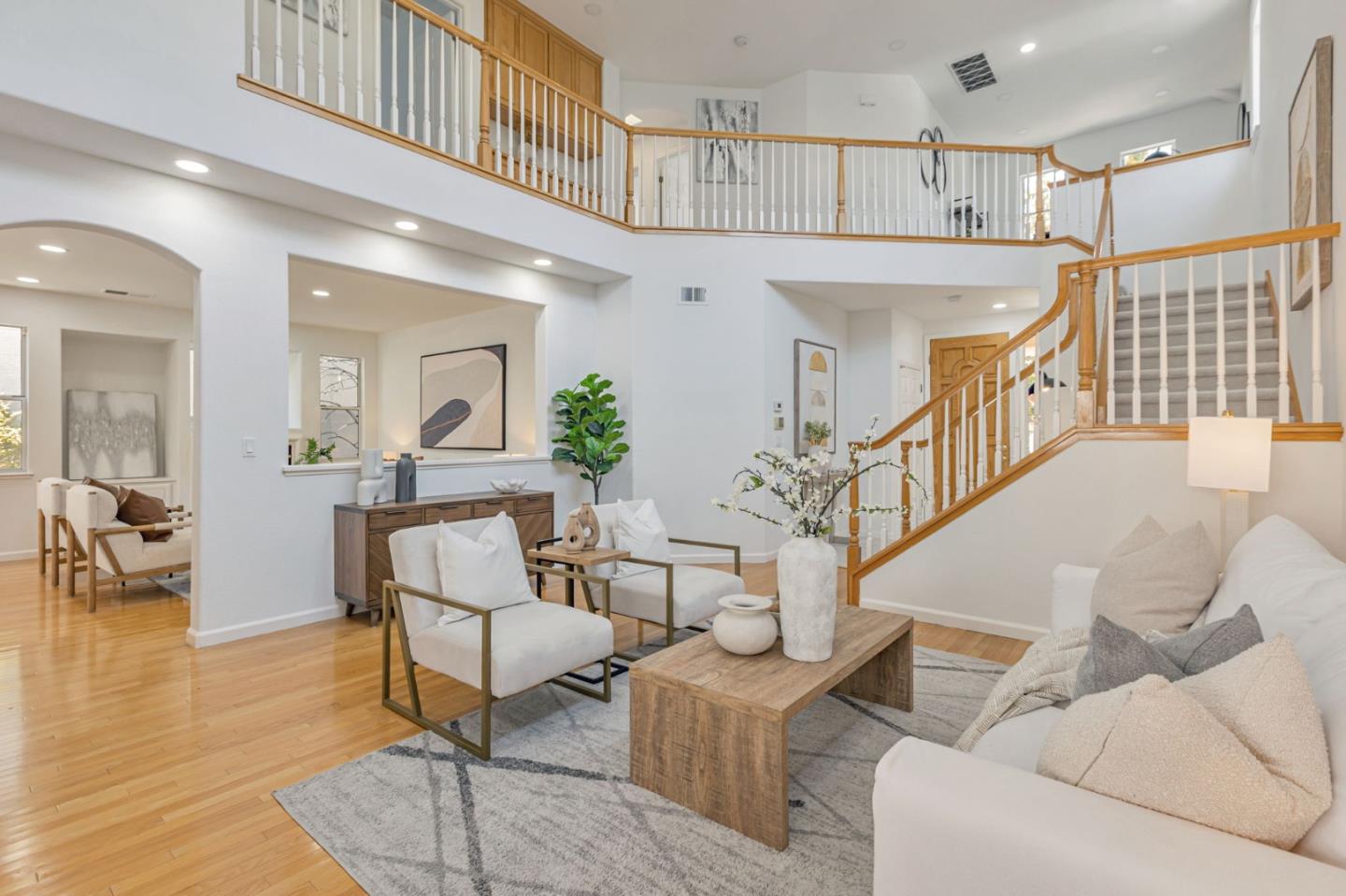Detail Gallery Image 7 of 44 For 20433 via Palamos, Cupertino,  CA 95014 - 4 Beds | 2/1 Baths