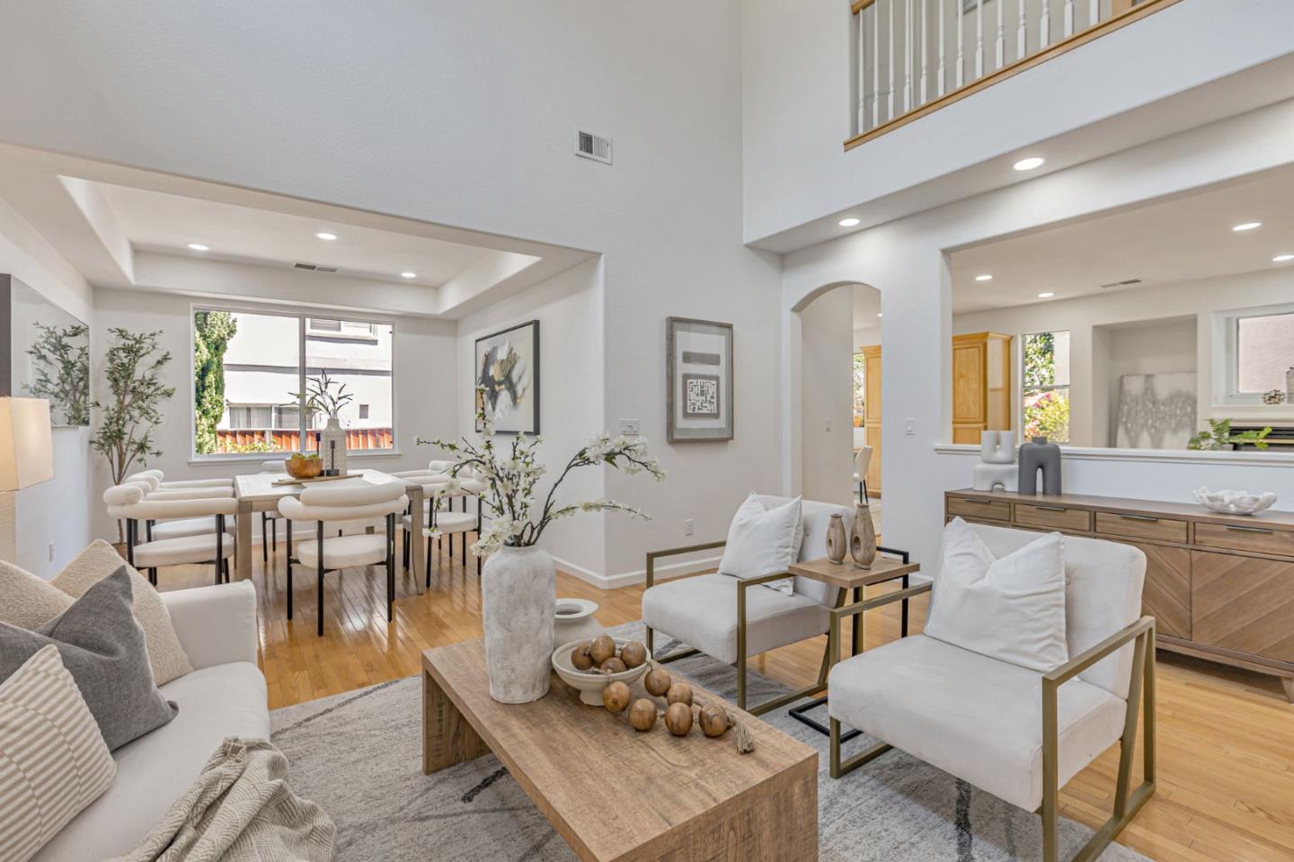 Detail Gallery Image 8 of 44 For 20433 via Palamos, Cupertino,  CA 95014 - 4 Beds | 2/1 Baths