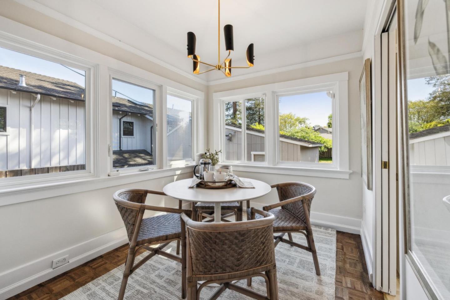 Detail Gallery Image 28 of 99 For 829 Edgehill Dr, Burlingame,  CA 94010 - 3 Beds | 1 Baths