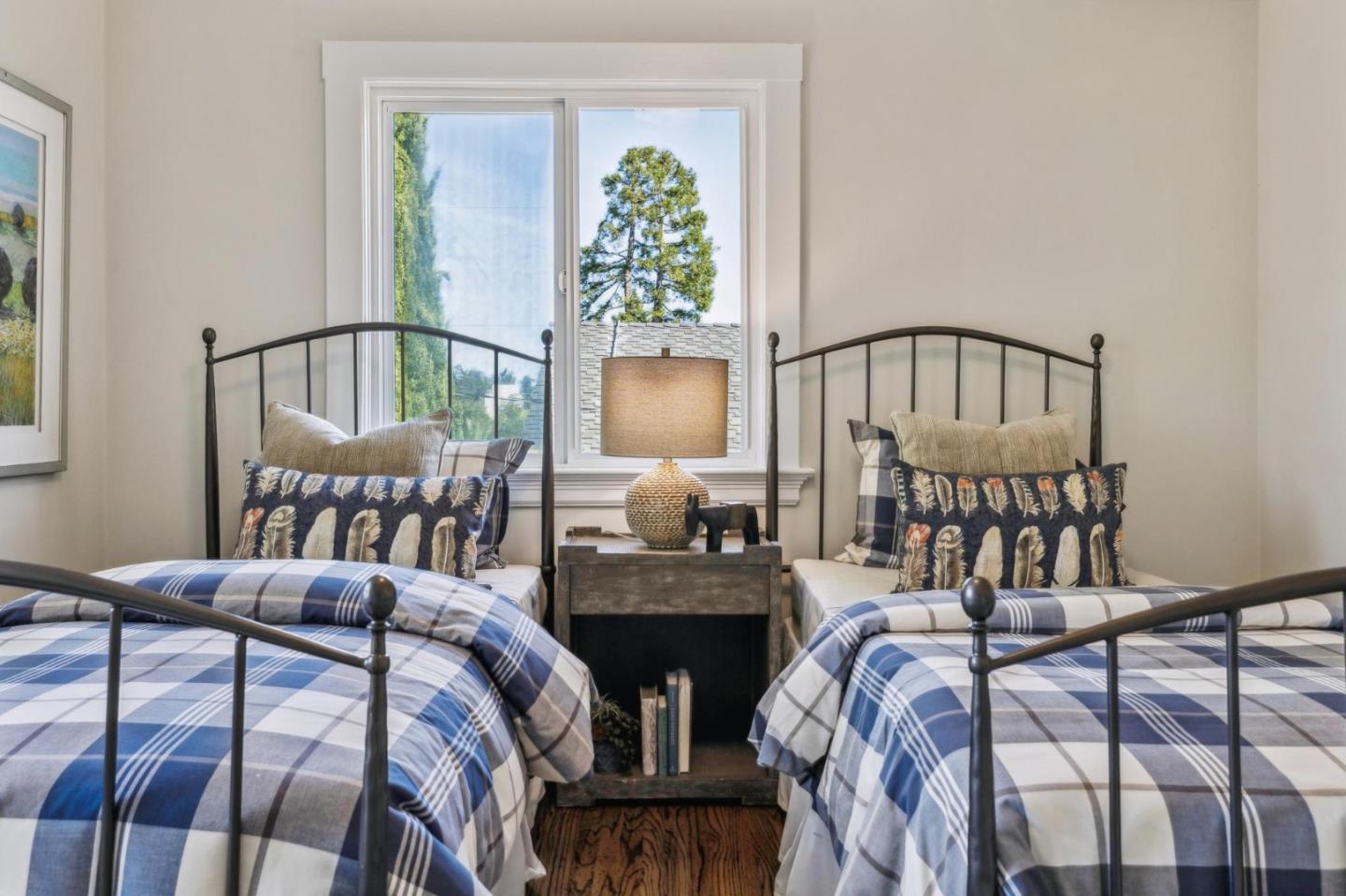 Detail Gallery Image 43 of 99 For 829 Edgehill Dr, Burlingame,  CA 94010 - 3 Beds | 1 Baths