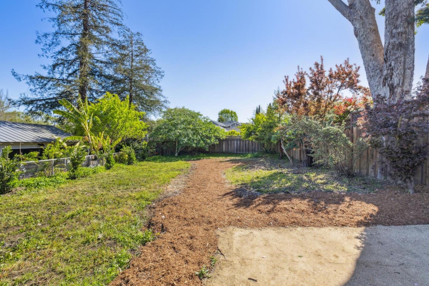 Detail Gallery Image 63 of 99 For 829 Edgehill Dr, Burlingame,  CA 94010 - 3 Beds | 1 Baths