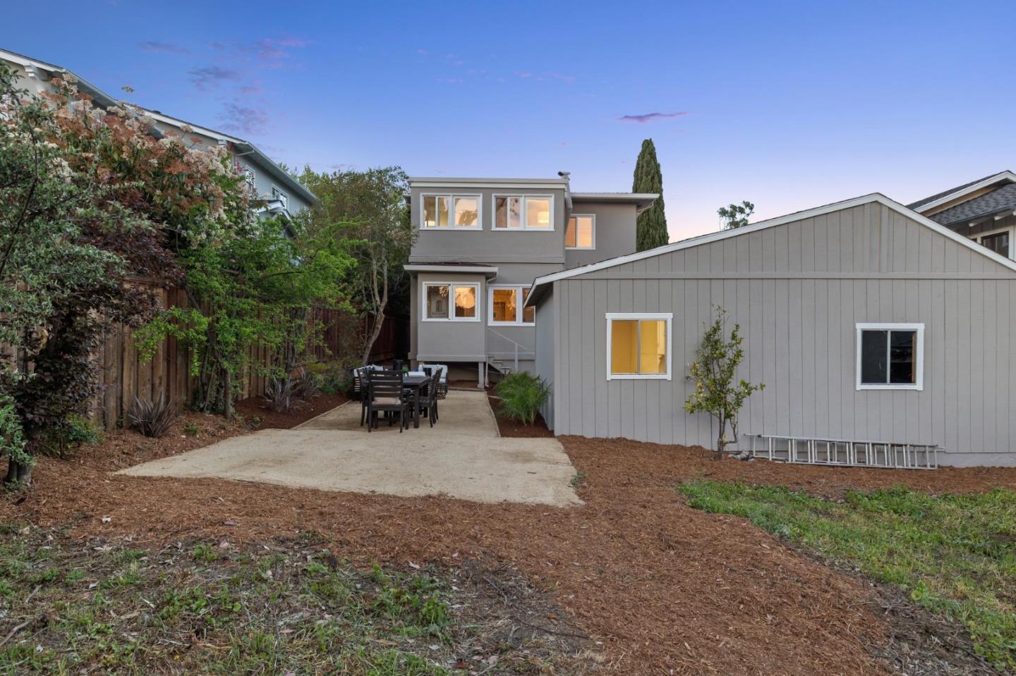 Detail Gallery Image 87 of 99 For 829 Edgehill Dr, Burlingame,  CA 94010 - 3 Beds | 1 Baths
