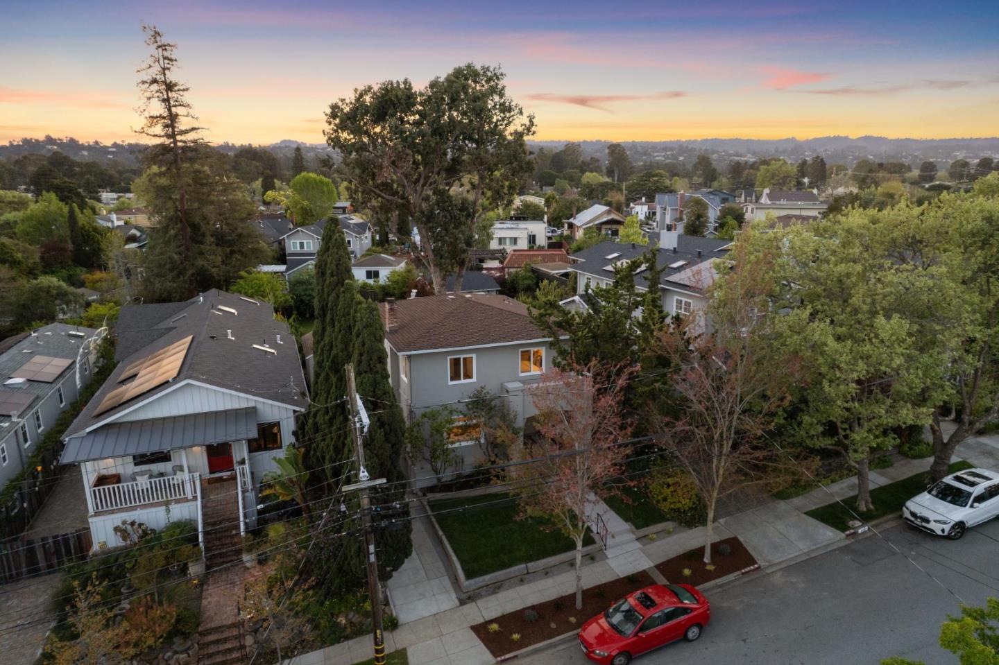 Detail Gallery Image 91 of 99 For 829 Edgehill Dr, Burlingame,  CA 94010 - 3 Beds | 1 Baths