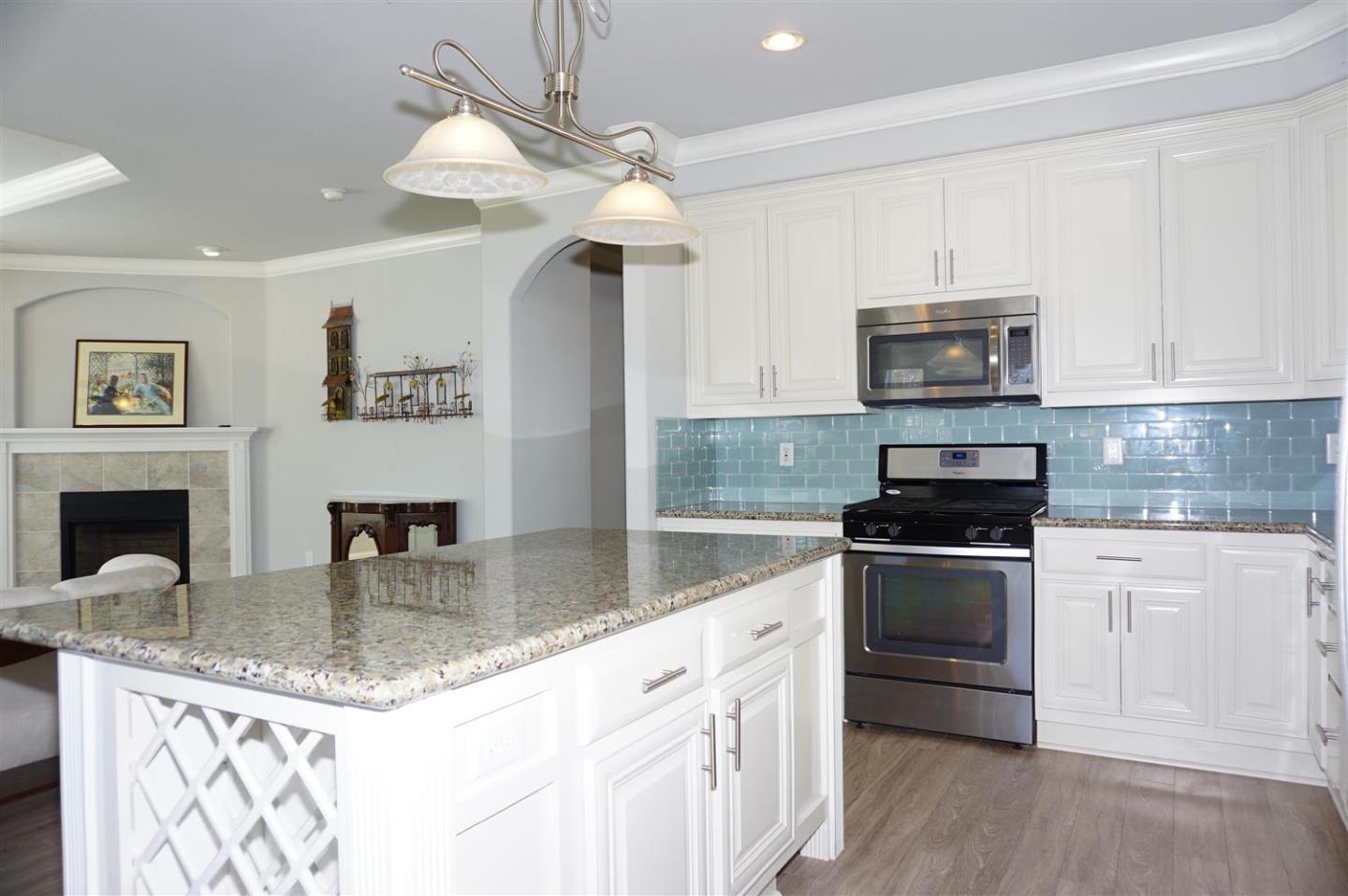 Detail Gallery Image 11 of 36 For 1111 Morse Ave #179,  Sunnyvale,  CA 94089 - 3 Beds | 2 Baths