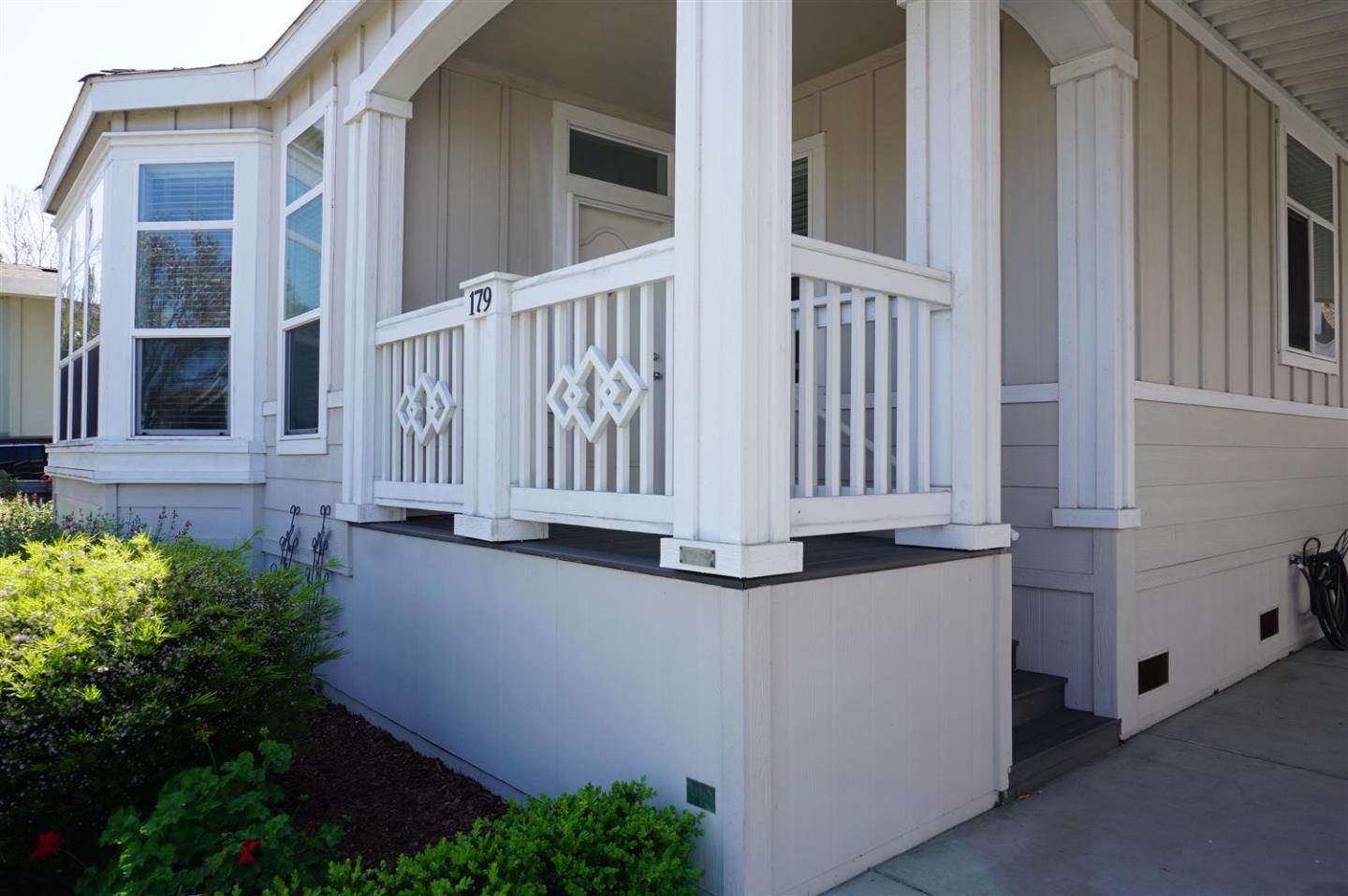 Detail Gallery Image 4 of 36 For 1111 Morse Ave #179,  Sunnyvale,  CA 94089 - 3 Beds | 2 Baths