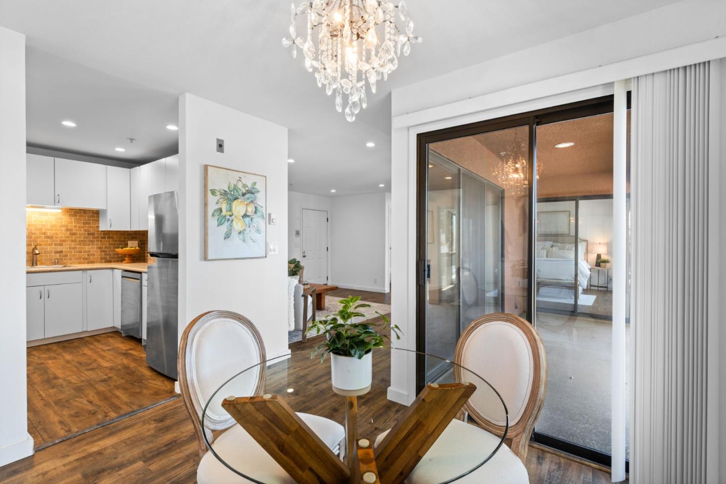 Detail Gallery Image 11 of 38 For 2425 S Norfolk St #208,  San Mateo,  CA 94403 - 2 Beds | 2 Baths