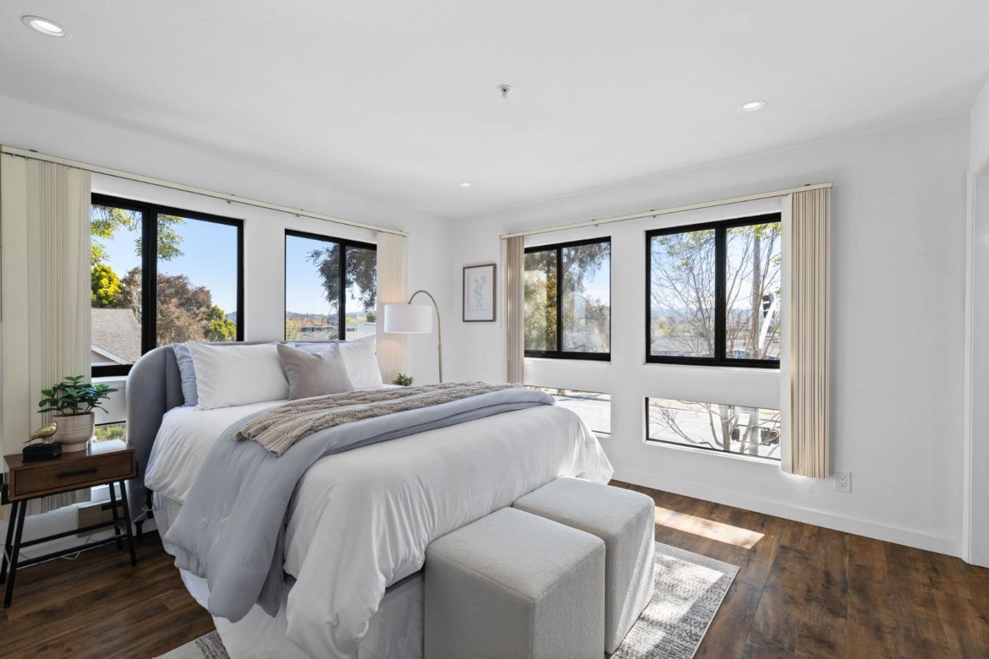 Detail Gallery Image 15 of 38 For 2425 S Norfolk St #208,  San Mateo,  CA 94403 - 2 Beds | 2 Baths
