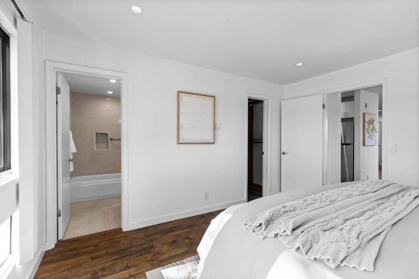 Detail Gallery Image 16 of 38 For 2425 S Norfolk St #208,  San Mateo,  CA 94403 - 2 Beds | 2 Baths