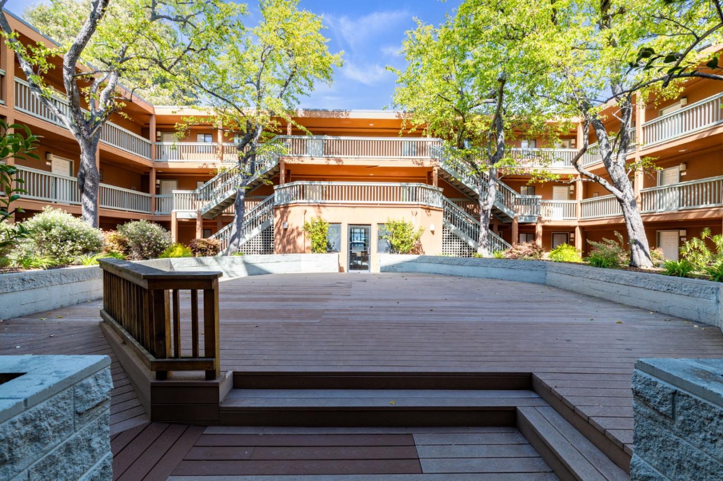 Detail Gallery Image 27 of 38 For 2425 S Norfolk St #208,  San Mateo,  CA 94403 - 2 Beds | 2 Baths