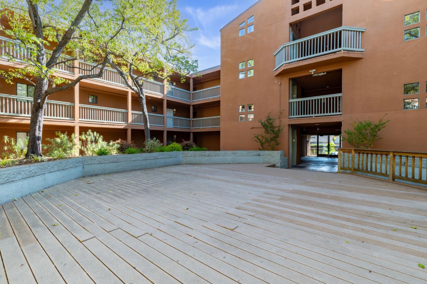 Detail Gallery Image 28 of 38 For 2425 S Norfolk St #208,  San Mateo,  CA 94403 - 2 Beds | 2 Baths