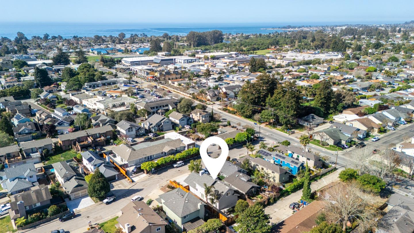 Detail Gallery Image 36 of 37 For 1817 Silvana Ln, Santa Cruz,  CA 95062 - 3 Beds | 2/1 Baths