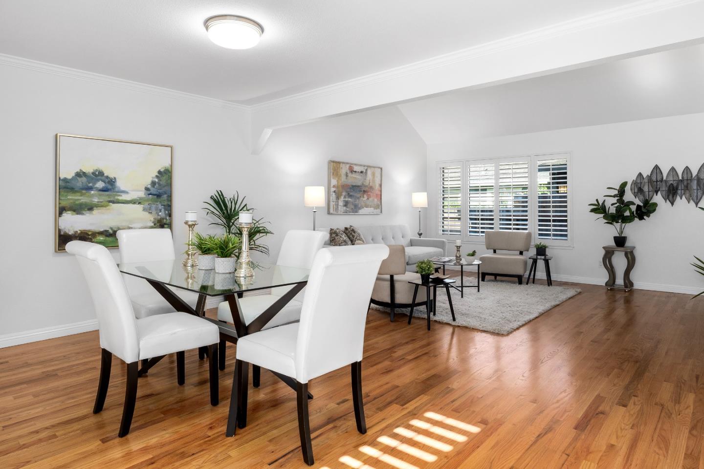 Detail Gallery Image 5 of 37 For 1817 Silvana Ln, Santa Cruz,  CA 95062 - 3 Beds | 2/1 Baths